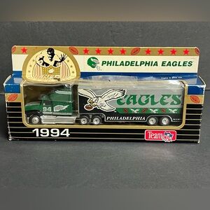 Vintage 1994 Matchbox Ford Aeromax Semi Team NFL Philadelphia Eagles